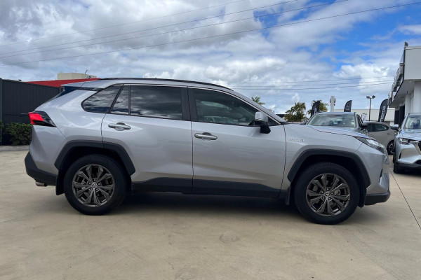 2024 Toyota RAV4 AXAH54R GXL SUV Image 15