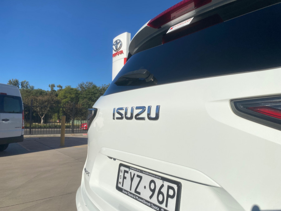 2021 Isuzu MU-X RJ LS-T SUV Image 21