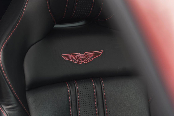 2022 Aston Martin Vantage  Coupe Image 12