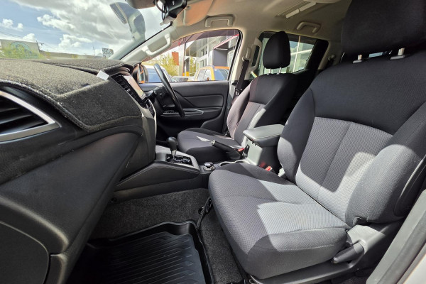 2022 MY22.5 Mitsubishi Triton MR GLX-R Ute Image 13