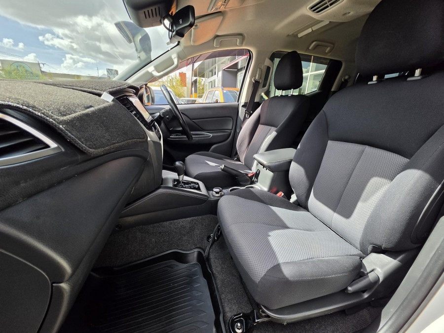 2022 MY22.5 Mitsubishi Triton MR GLX-R Ute Image 13