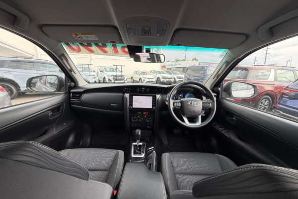2024 Toyota Fortuner GUN156R GX SUV Image 14
