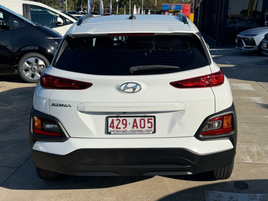 2020 Hyundai KONA OS.3 Active SUV Image 6