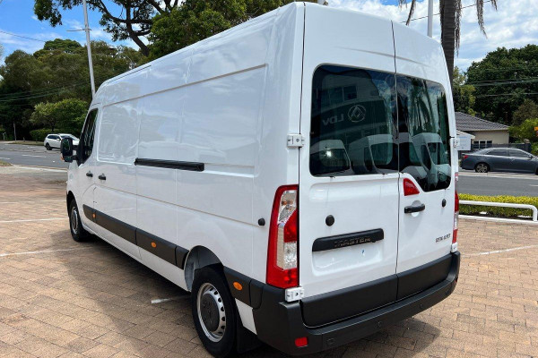 2024 Renault Master X62 Phase 2 Pro 110kW Van Image 5