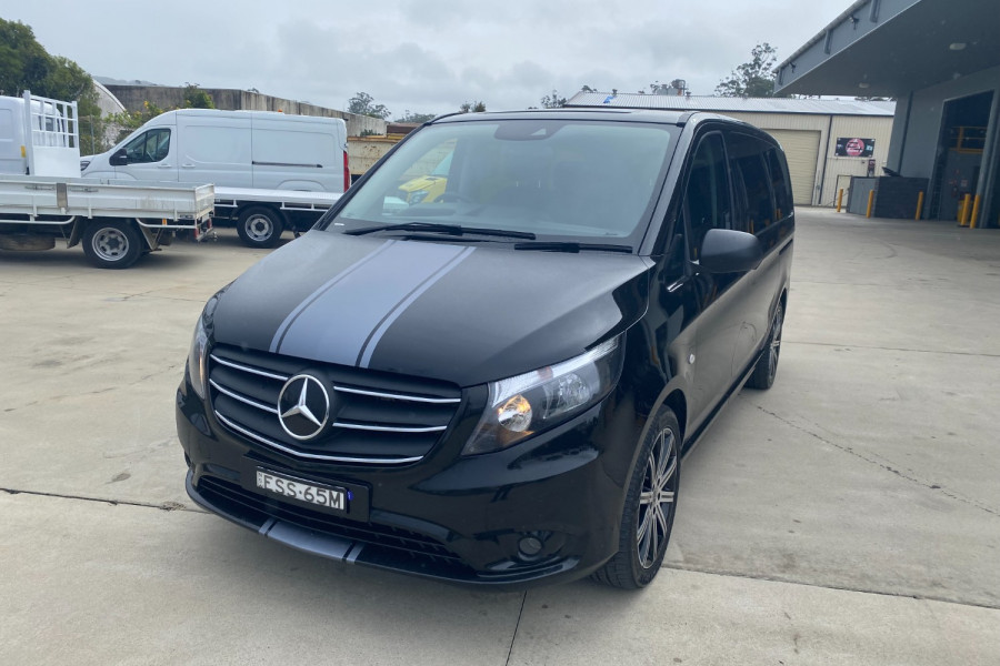 2021 Mercedes-Benz Vito People mover