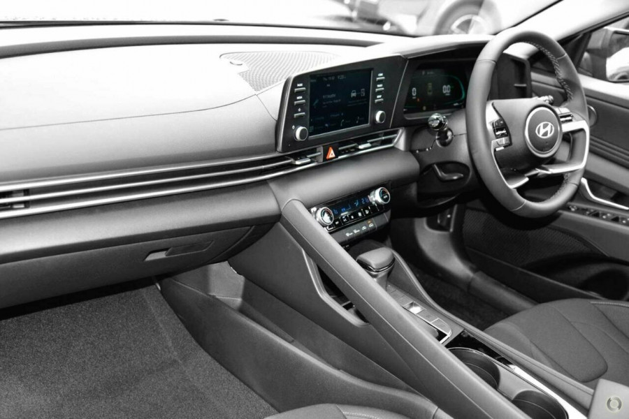 2024 MY25 Hyundai i30 CN7.V2 Hybrid Sedan Image 7