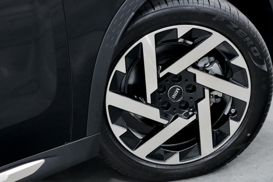 2024 MY25 MINI Countryman U25 SE Favoured SUV