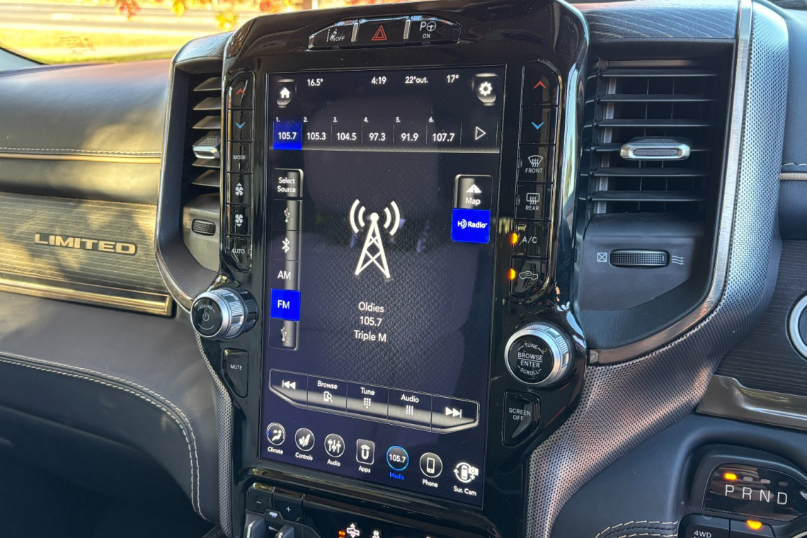 2021 MY22 Ram 1500 DT Limited RamBox Ute Image 25