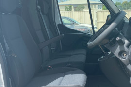 2020 Renault Master X62 Phase 2 Long Wheelbase Van