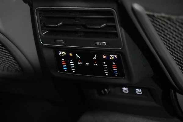 2020 Audi SQ7 TDI SUV Image 31