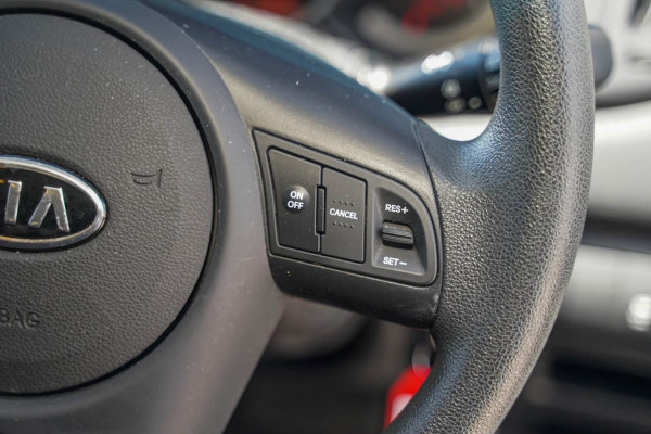 2012 MY13 Kia Cerato TD Si Hatchback