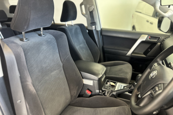 2021 Toyota LandCruiser Prado GDJ150R GX SUV Image 8