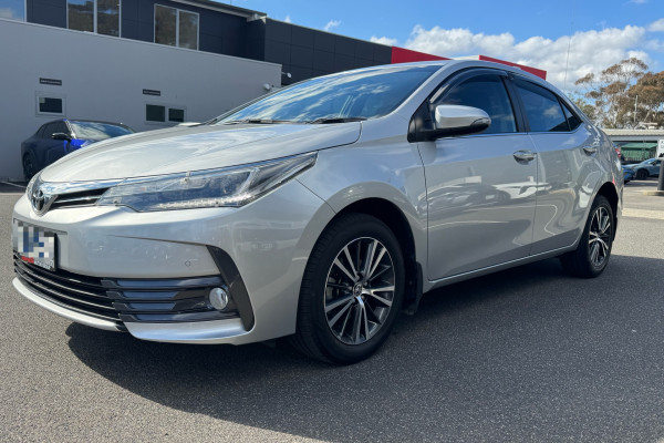 2018 Toyota Corolla ZRE172R ZR Sedan Image 9
