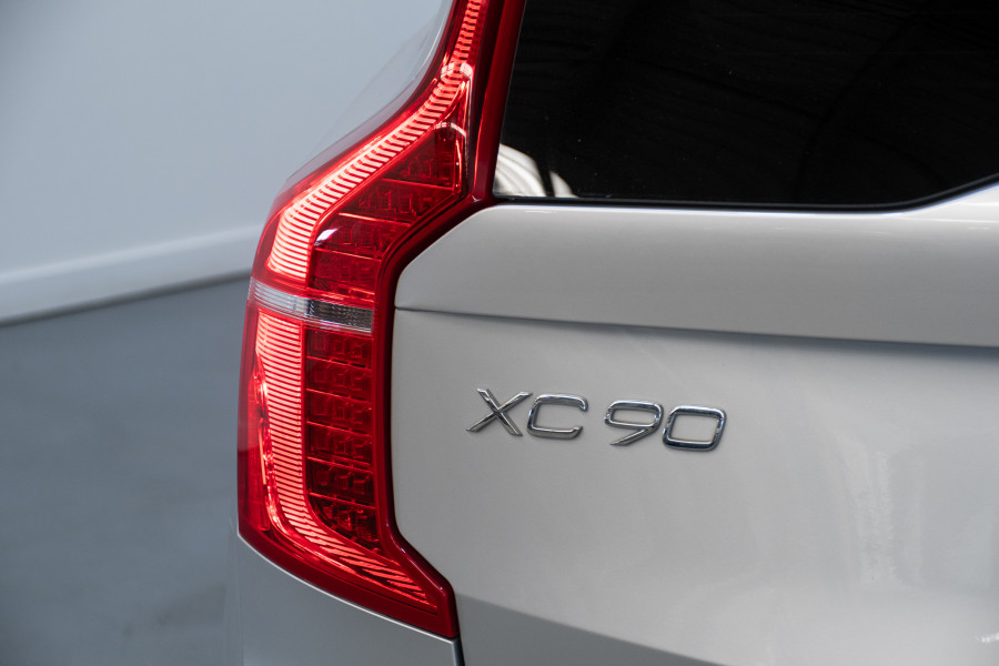2021 Volvo XC90 L Series B6 Inscription SUV Image 12