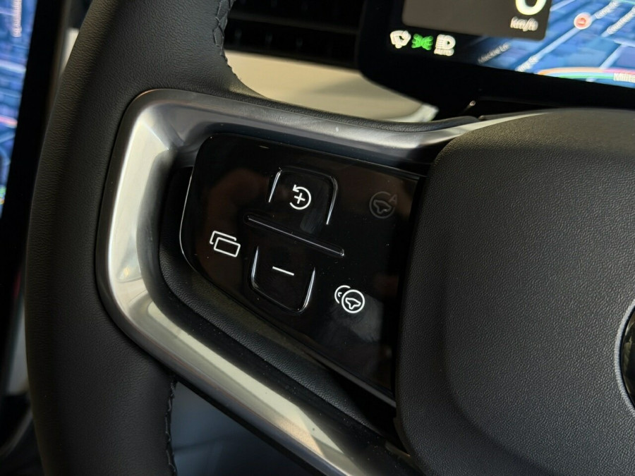 2026 Volvo EX90  Ultra Twin Motor Performance SUV Image 15