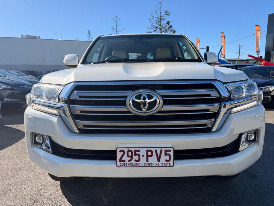 2016 Toyota LandCruiser VDJ200R VX SUV Image 3