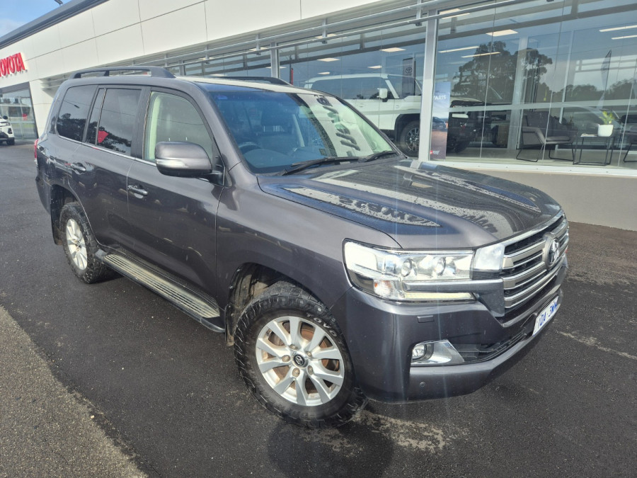 2019 Toyota LandCruiser VDJ200R VX SUV Image 4