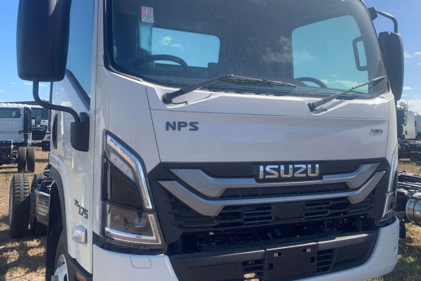 2026 Isuzu  NPS 75-175 MT D34 Cab Chassis Image 1