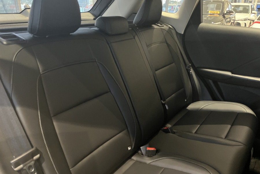 2025 MG ZS Essence 1.5Pt/Cvt SUV Image 9