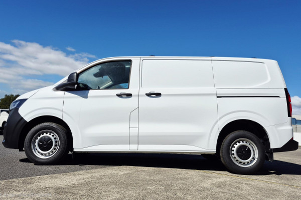 2025 Volkswagen Transporter NSN SWB Van Van Image 24