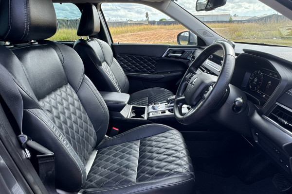 2022 MY22.5 Mitsubishi Outlander ZM Exceed SUV Image 8
