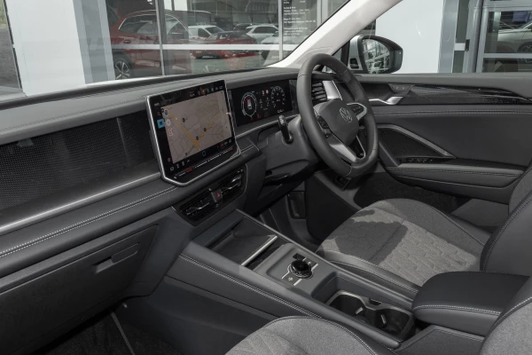 2026 Volkswagen Tayron R4 110TSI Life SUV Image 8