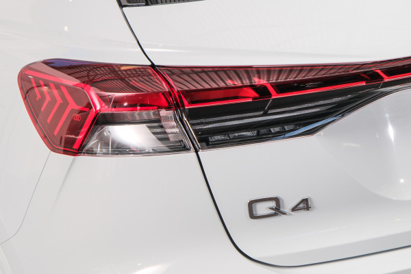 2024 MY25 Audi Q4 e-tron F4 45 SUV image 19