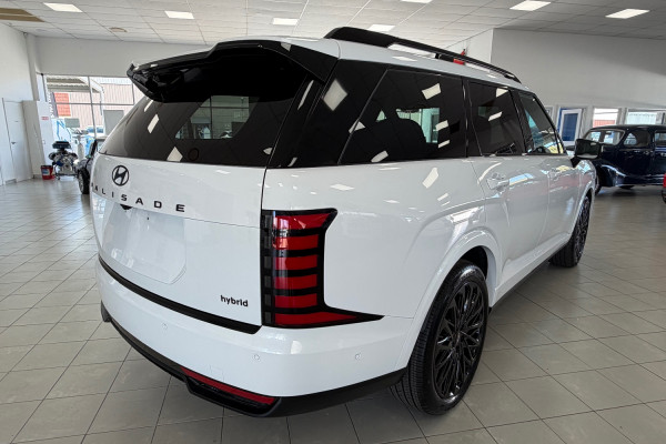 2026 Hyundai Palisade Calligraphy Black Ink SUV Image 9