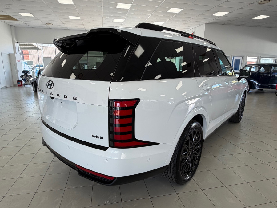 2026 Hyundai Palisade Calligraphy Black Ink SUV Image 9