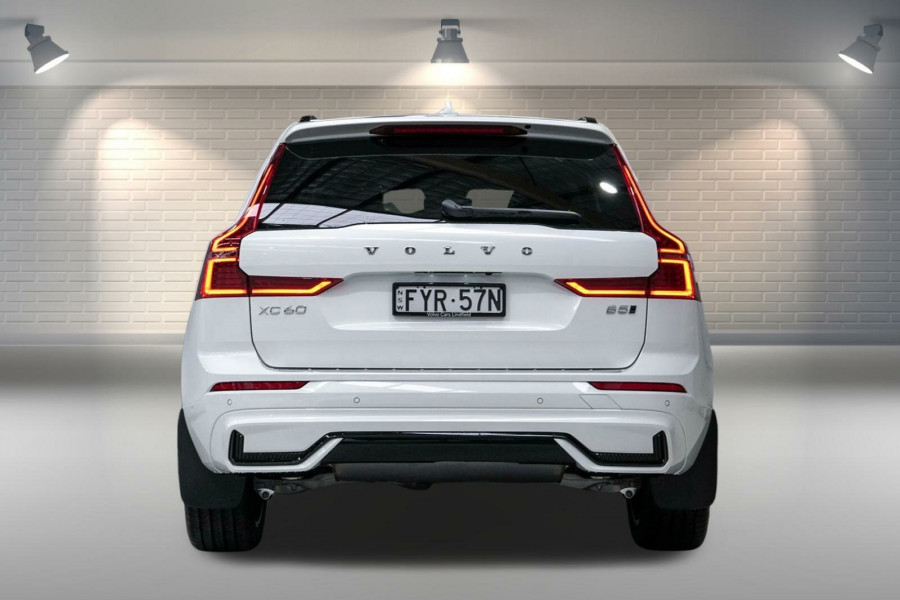 2026 Volvo XC60 UZ Ultra B5 Dark SUV Image 17