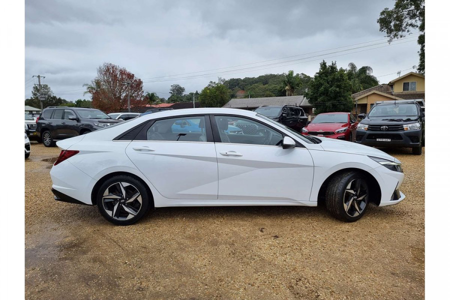 2021 Hyundai i30 CN7.V1 Elite Sedan Image 8