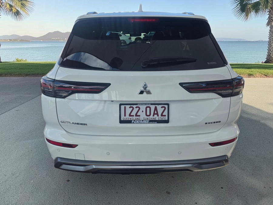 2025 Mitsubishi Outlander ZM Exceed SUV Image 6
