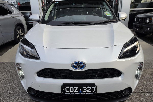2023 Toyota Yaris Cross MXPB10R GX SUV Image 2