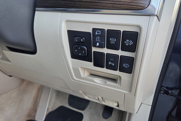 2019 Toyota LandCruiser VDJ200R VX SUV Image 17