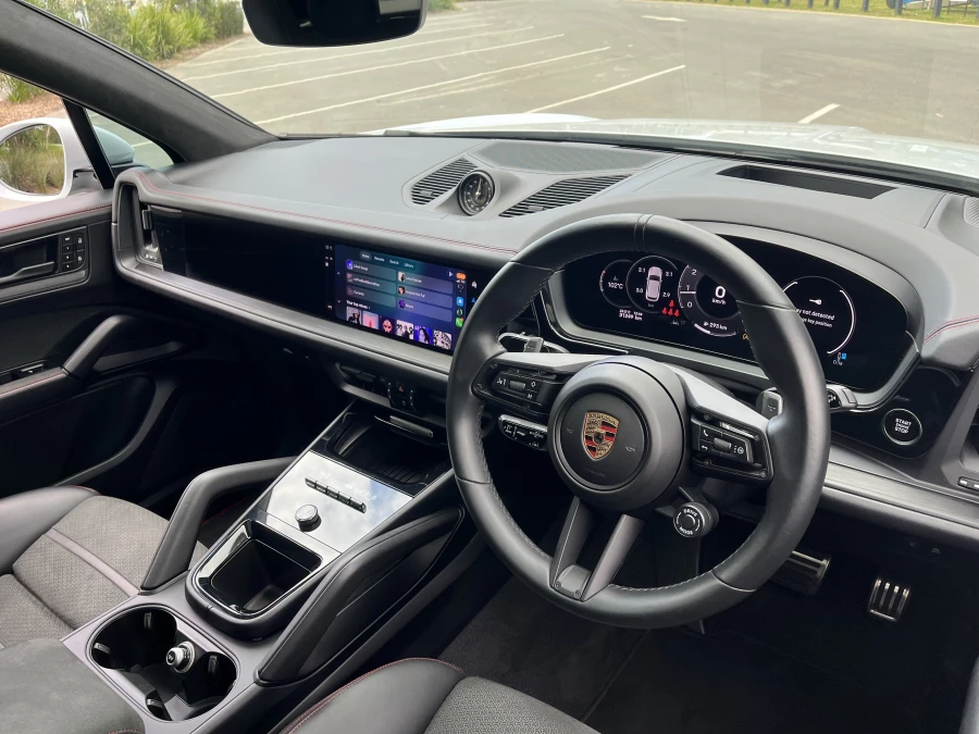2024 Porsche Cayenne 9YA II GTS SUV Image 21