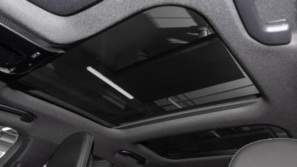 2025 Mercedes-Benz C-Class W206 C350 e Sedan image 17