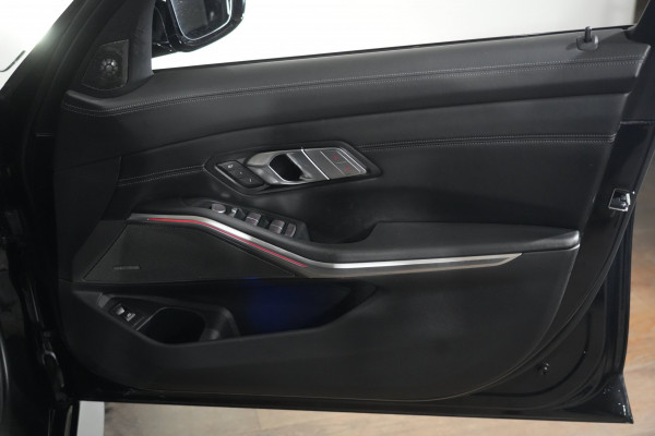 2022 BMW M3 Competition Sedan Image 30
