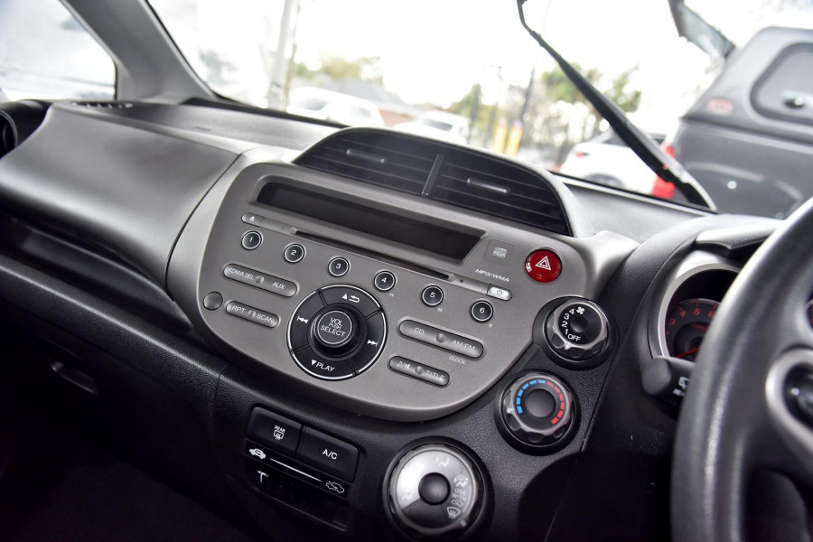 2008 MY9 Honda Jazz GE VTi Hatch Image 12