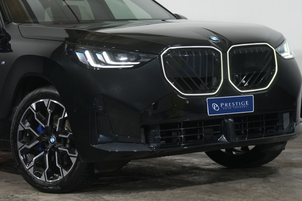 2025 BMW X3 30e xDrive SUV Image 2