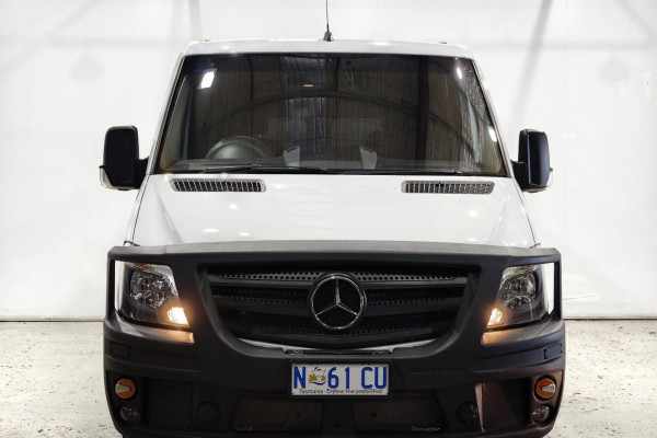2016 Mercedes-Benz Sprinter NCV3 319CDI Bus Image 2