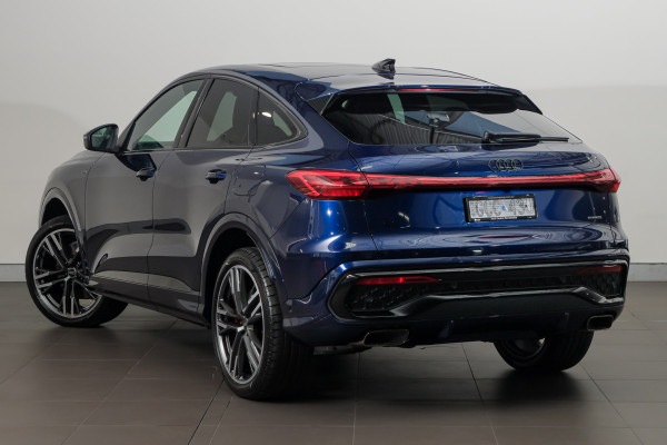 2026 Audi Q5 e-hybrid 270kW SUV image 2
