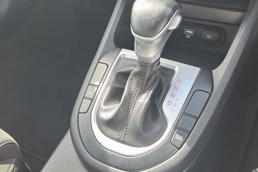 2021 MY1  Kia Cerato BD Sport+ Hatch Image 18