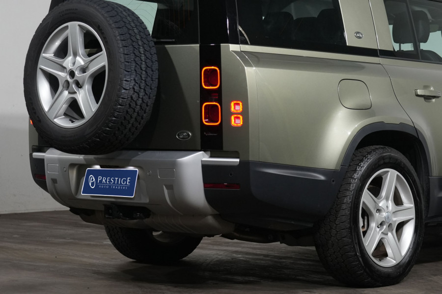 2023 Land Rover Defender L663 130 D300 SE SUV Image 8