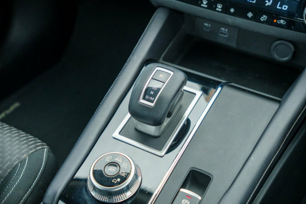 2024 Mitsubishi Outlander ZM ES SUV Image 13