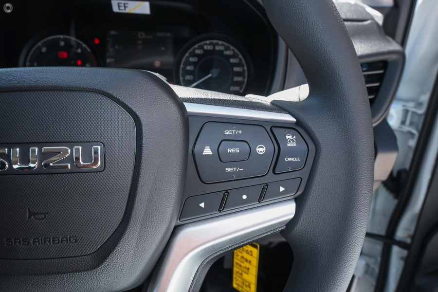 2025 MY24 Isuzu D-MAX RG SX Cab Chassis Image 12