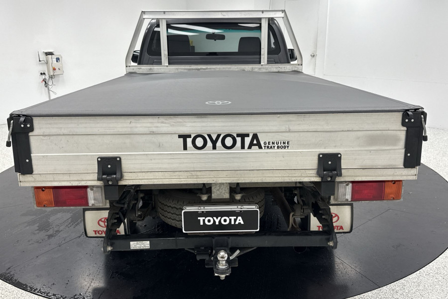 2015 MY14 Toyota HiLux WorkMate Cab Chassis Image 7