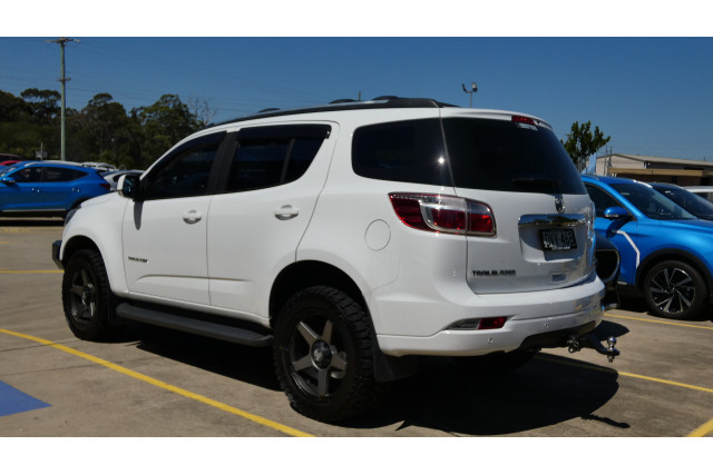 2017 MY18 Holden Trailblazer RG MY18 LT 4X4 SUV Image 6
