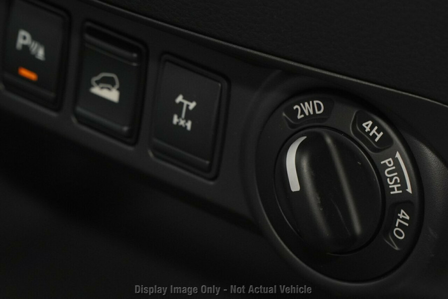 2024 Nissan Navara D23 Black Edition Ute Image 13