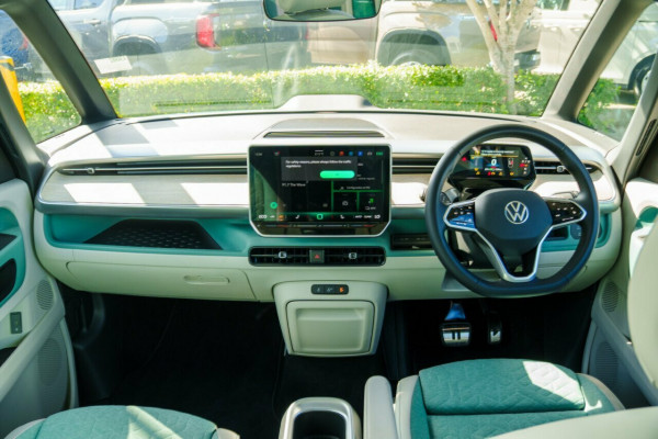 2025 Volkswagen ID. Buzz EB Pro BEV560 People Mover Image 17