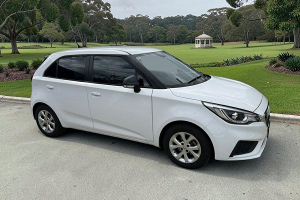 2021 MG MG3 SZP1 Core Hatch Image 1